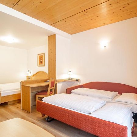 Hotel Salvan Campitello di Fassa Exteriör bild